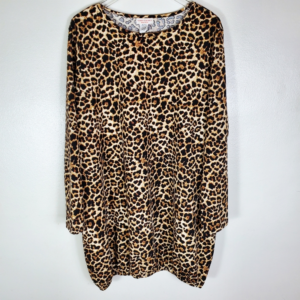 NWT Animal Print Bubble/Balloon Top - Size 3X